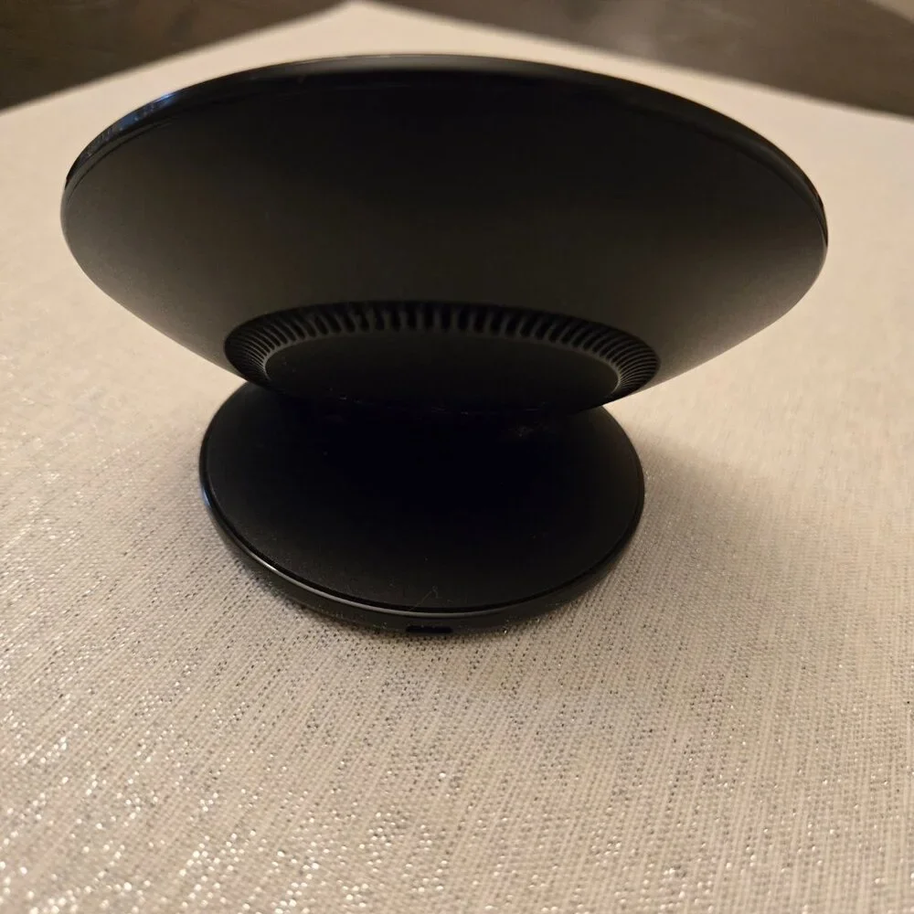 Samsung Wireless Charging Stand